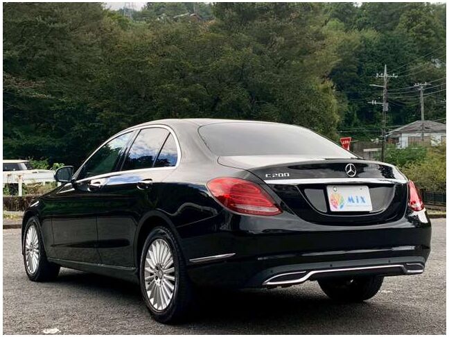 【点検整備】当社の点検整備は消耗品やオイル交換もしています。
点検箇所の写真やコンピューター診断の結果は全て写真を撮って保存してあります。ご安心ください。