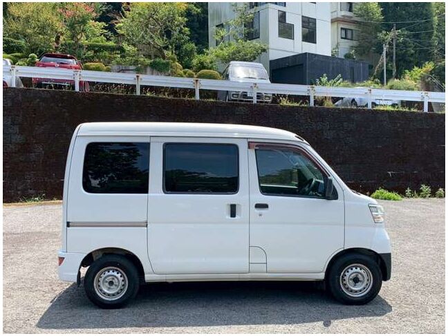 【走行不能車・廃車の無料引き取り】当社は他社で購入された場合でも走行不能車や廃車の無料引き取り大歓迎です。LINE ID @908pqrbq