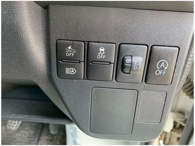 【お車探し】お客様のご要望に応じて、仕入れのプロがお客様と一緒にお車をお探しさせて頂くサービスを展開しております。