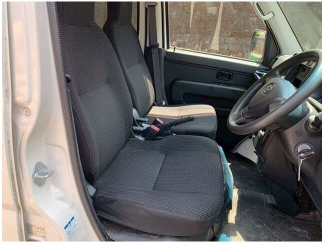 【仮審査申込】当社公式LINEから詳しくご案内しています。まずは、次の①～③の中からやりやすい方法で友達追加をお願いします。