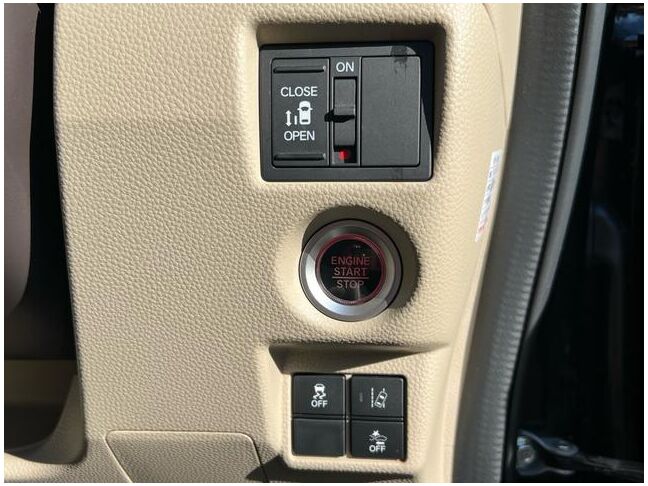 すぐにご来店頂けない場合や遠方にお住まいの方、車両状態の詳細が知りたい方はお気軽にご連絡下さい♪