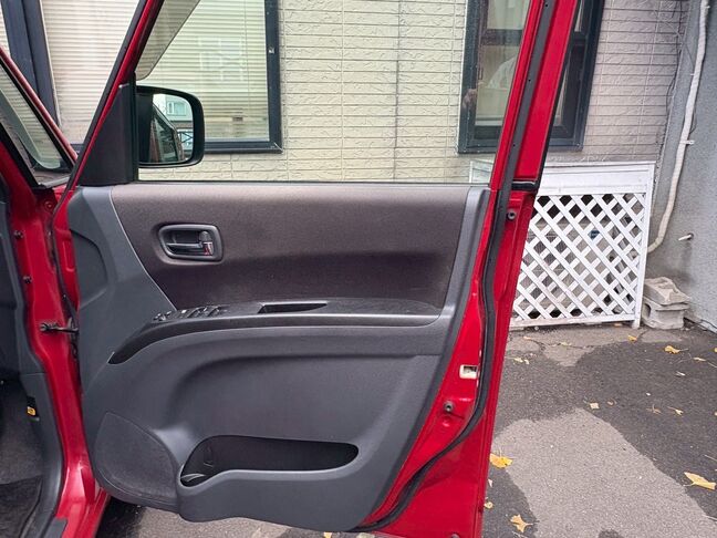 普通自動車なら、どんな状態のお車でも4万円以上でお引き受け致します。