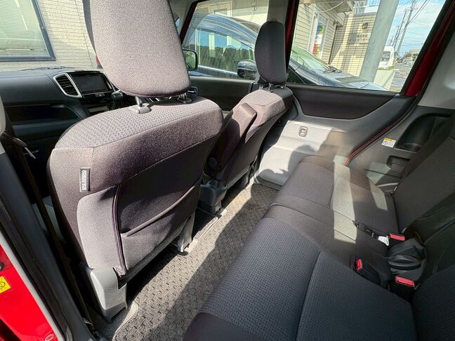 15年未満、15キロ以下のお車に関しましては1年間走行距離無制限保障をご選択いただけます。