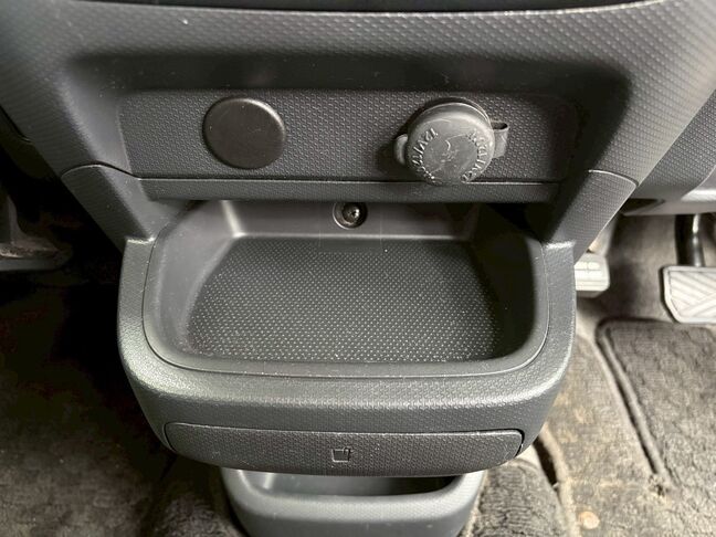 車検、板金、オイル交換等何でもご相談下さい。親切・丁寧に対応いたします。