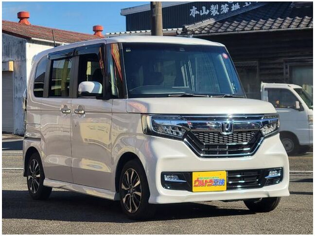 すぐにご来店頂けない場合や遠方にお住まいの方、車両状態の詳細が知りたい方はお気軽にご連絡下さい♪