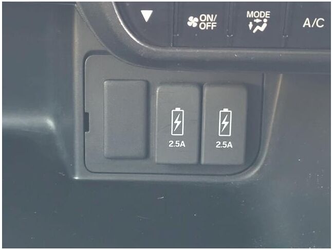 すぐにご来店頂けない場合や遠方にお住まいの方、車両状態の詳細が知りたい方はお気軽にご連絡下さい♪