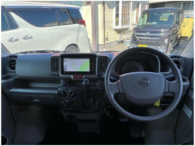 当店のお車をご覧いただきましてありがとうございます。お車についてのご質問やお見積りのご依頼、ご購入にあたってのご相談などお気軽にお問い合わせ下さい！