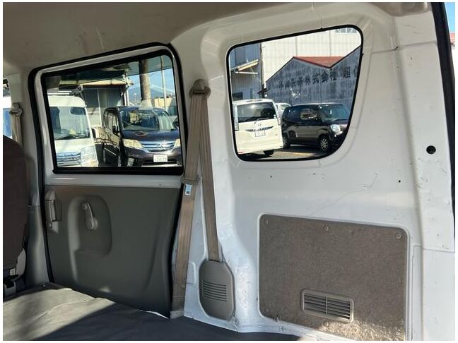 すぐにご来店頂けない場合や遠方にお住まいの方、車両状態の詳細が知りたい方はお気軽にご連絡下さい♪