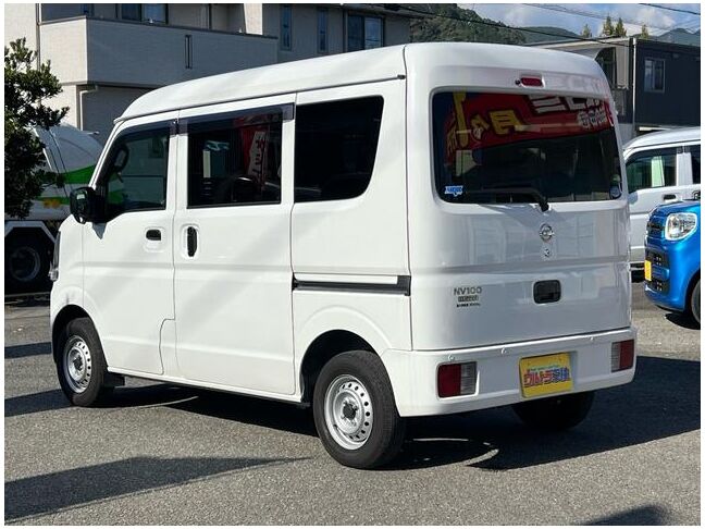 すぐにご来店頂けない場合や遠方にお住まいの方、車両状態の詳細が知りたい方はお気軽にご連絡下さい♪