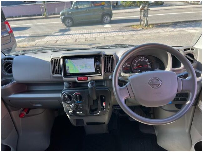 すぐにご来店頂けない場合や遠方にお住まいの方、車両状態の詳細が知りたい方はお気軽にご連絡下さい♪