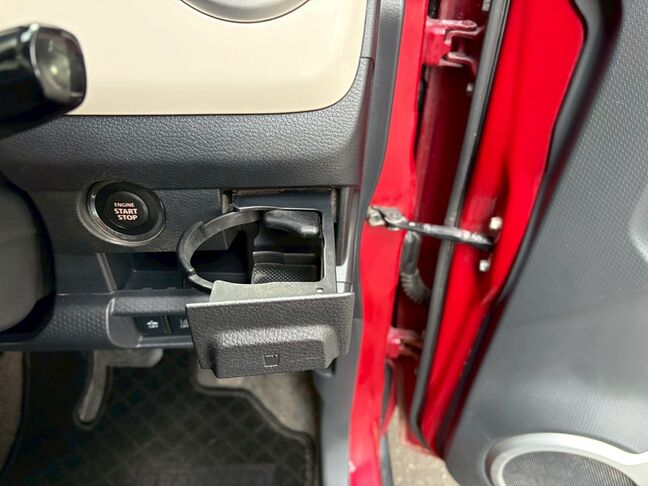 当店では、お急ぎのお客様に無料でレンタカーをお貸出ししております。ご契約後、即日引渡しＯＫです。