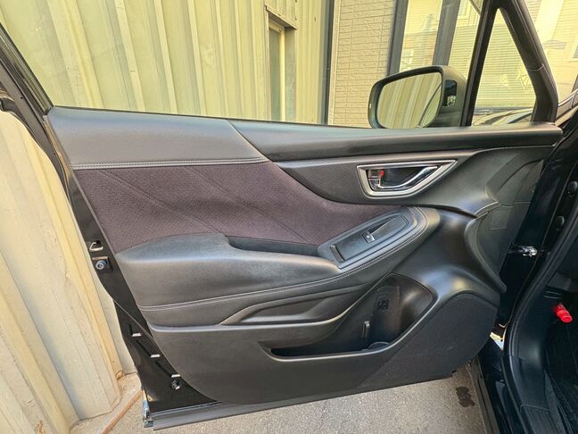 タイヤ＆ホイール、バッテリー等格安にてご提供致します。