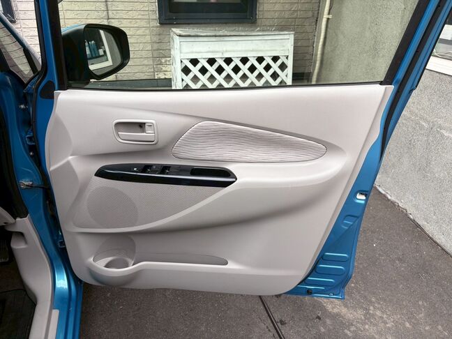 軽自動車なら、どんな状態のお車でも1万5千円でお引き受け致します。