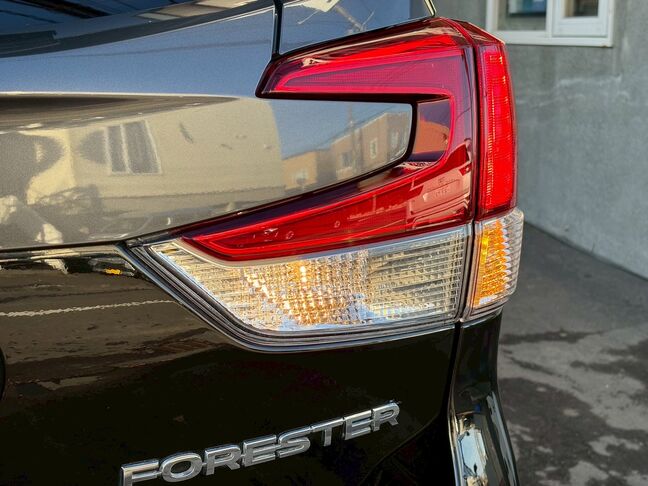 当店では、お急ぎのお客様に無料でレンタカーをお貸出ししております。ご契約後、即日引渡しOKです。