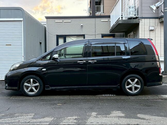 地方（市外・道外）の方は、別途陸送費用と名義変更費用、車庫証明費用が掛かります。詳しくは担当金澤まで。