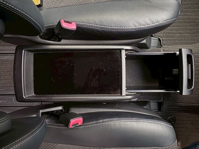 軽自動車なら、どんな状態のお車でも1万5千円でお引き受け致します。