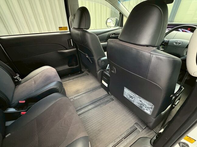 LINEで簡単仮審査が可能です。まずはお友達追加からお願いいたします。