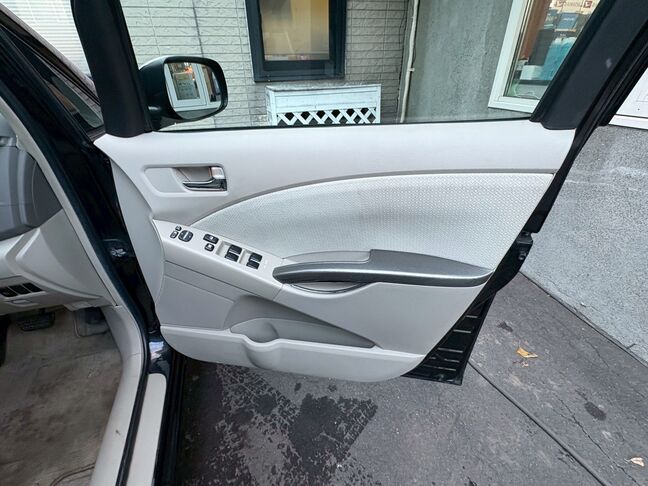 車検、板金、オイル交換等何でもご相談下さい。親切・丁寧に対応いたします。