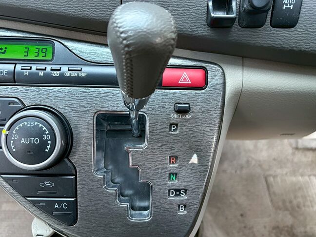 経済的な格安カーは不況の世の中の救世主です。