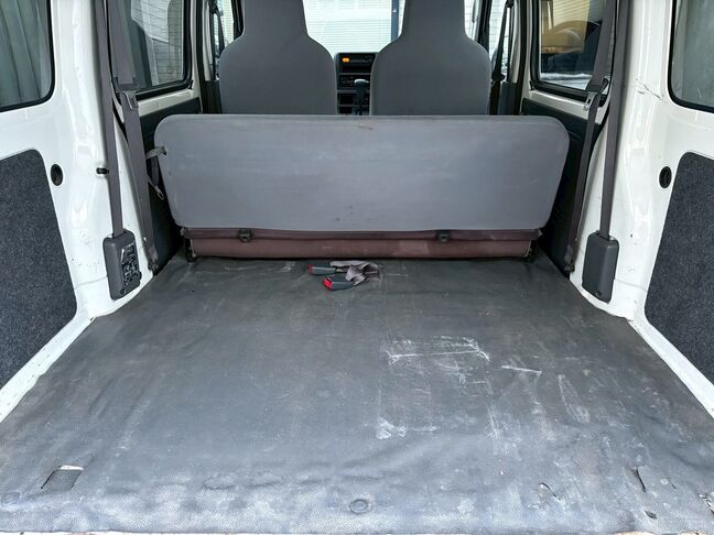 タイヤ＆ホイール、バッテリー等格安にてご提供致します。