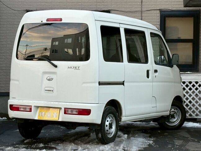 当店では、お急ぎのお客様に無料でレンタカーをお貸出ししております。ご契約後、即日引渡しOKです。