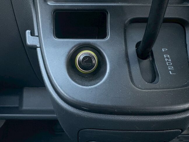 軽自動車なら、どんな状態のお車でも1万5千円でお引き受け致します。