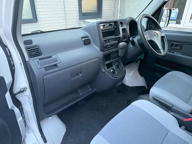 お客様に安心と安全をお届けできるよう、精一杯の努力を惜しみません。