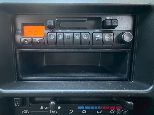 車検、板金、オイル交換等何でもご相談下さい。親切・丁寧に対応いたします。