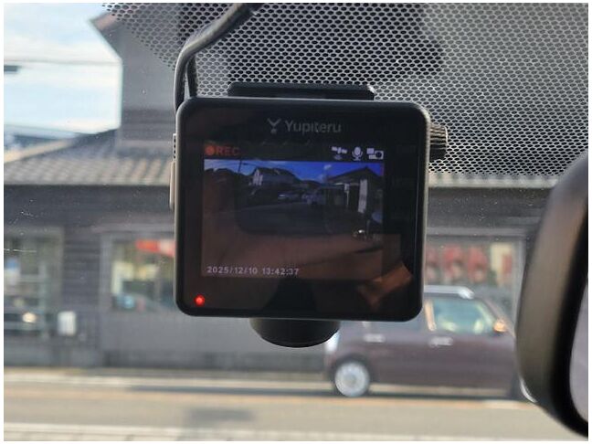 すぐにご来店頂けない場合や遠方にお住まいの方、車両状態の詳細が知りたい方はお気軽にご連絡下さい♪