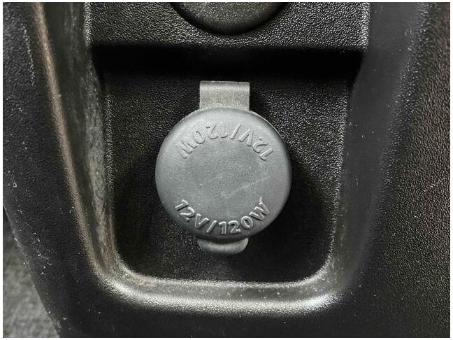 すぐにご来店頂けない場合や遠方にお住まいの方、車両状態の詳細が知りたい方はお気軽にご連絡下さい♪