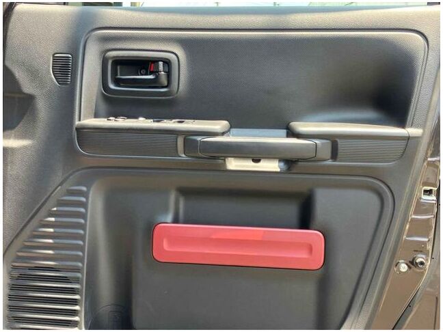 当店のお車をご覧いただきましてありがとうございます。お車についてのご質問やお見積りのご依頼、ご購入にあたってのご相談などお気軽にお問い合わせ下さい！