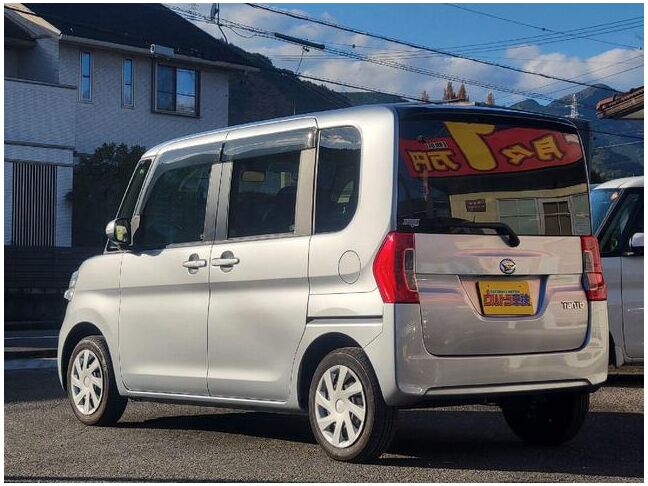 当店のお車をご覧いただきましてありがとうございます。お車についてのご質問やお見積りのご依頼、ご購入にあたってのご相談などお気軽にお問い合わせ下さい！