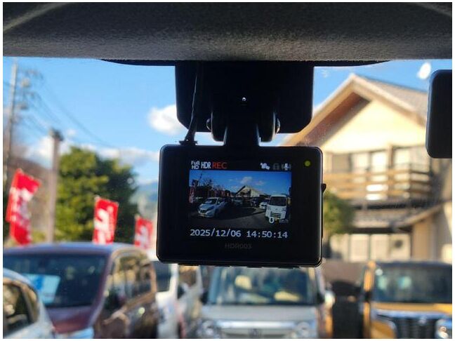 当店のお車をご覧いただきましてありがとうございます。お車についてのご質問やお見積りのご依頼、ご購入にあたってのご相談などお気軽にお問い合わせ下さい！