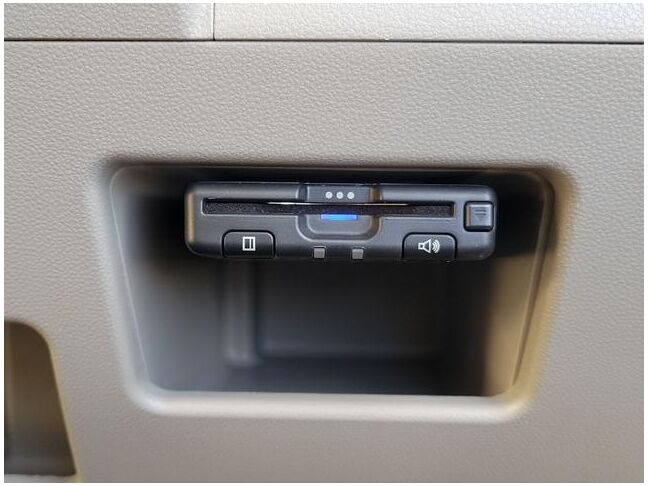 すぐにご来店頂けない場合や遠方にお住まいの方、車両状態の詳細が知りたい方はお気軽にご連絡下さい♪