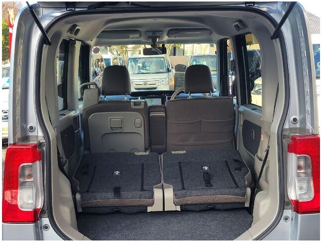 当店のお車をご覧いただきましてありがとうございます。お車についてのご質問やお見積りのご依頼、ご購入にあたってのご相談などお気軽にお問い合わせ下さい！