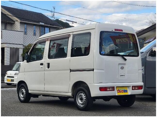 すぐにご来店頂けない場合や遠方にお住まいの方、車両状態の詳細が知りたい方はお気軽にご連絡下さい♪