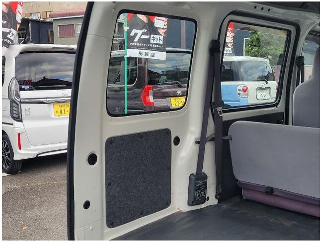 当店のお車をご覧いただきましてありがとうございます。お車についてのご質問やお見積りのご依頼、ご購入にあたってのご相談などお気軽にお問い合わせ下さい！