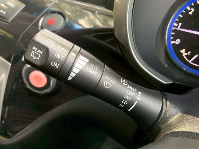 【点検整備】当社の点検整備は消耗品やオイル交換もしています。
点検箇所の写真やコンピューター診断の結果は全て写真を撮って保存してあります。ご安心ください。