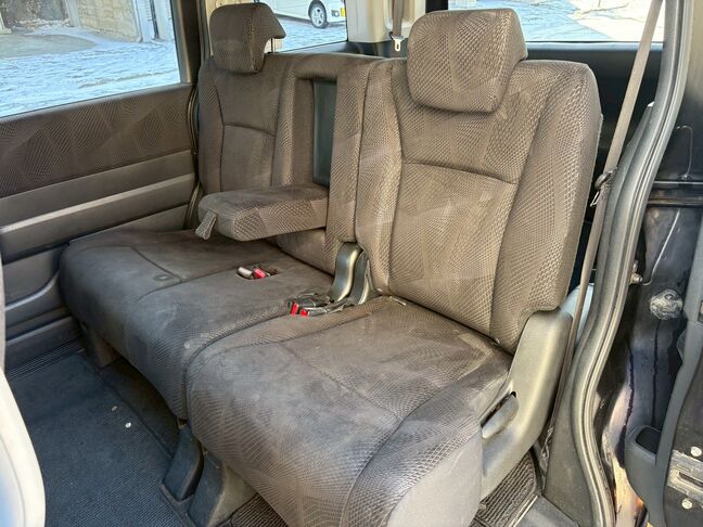 LINEで簡単仮審査が可能です。まずはお友達追加からお願いいたします。