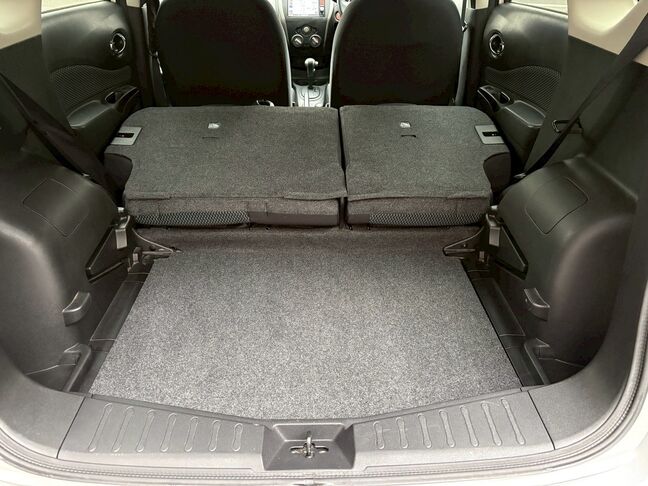 下回りの錆や腐食が気になる方は下回り塗装も可能です。お気軽にお声がけください。