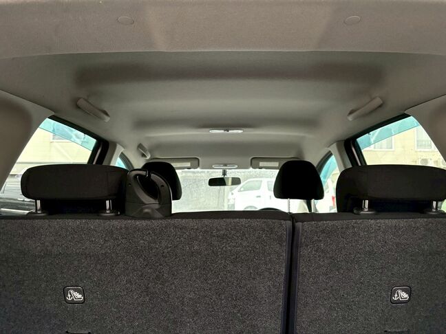 当店では、お急ぎのお客様に無料でレンタカーをお貸出ししております。ご契約後、即日引渡しOKです。