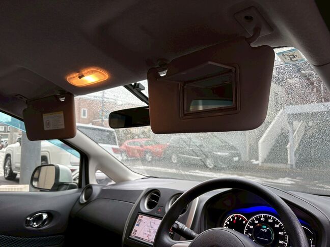 LINEで簡単仮審査が可能です。まずはお友達追加からお願いいたします。