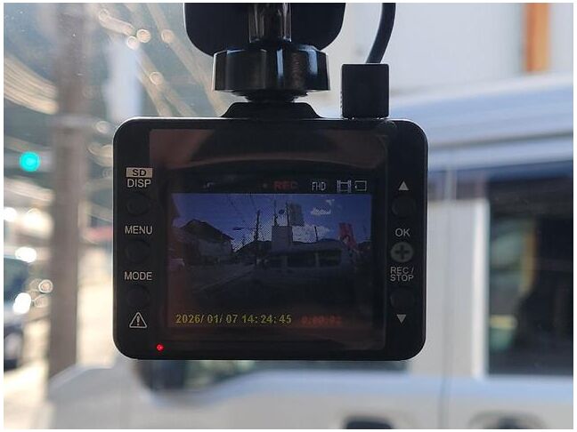 当店のお車をご覧いただきましてありがとうございます。お車についてのご質問やお見積りのご依頼、ご購入にあたってのご相談などお気軽にお問い合わせ下さい! 当店のお車をご覧いただきましてありがとうございます。お車についてのご質問やお見積りのご依頼、ご購入にあたってのご相談などお気軽にお問い合わせ下さい!