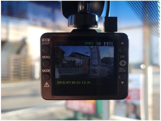 すぐにご来店頂けない場合や遠方にお住まいの方、車両状態の詳細が知りたい方はお気軽にご連絡下さい♪