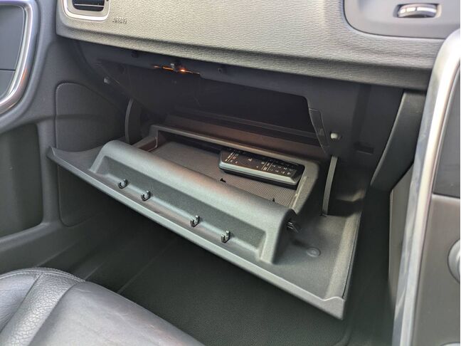 自社ローンや信用回復ローンに対応しております。審査が通らなかった方や不安のある方も、状況に応じて無理のないプランをご提案いたします。お気軽にご相談ください。