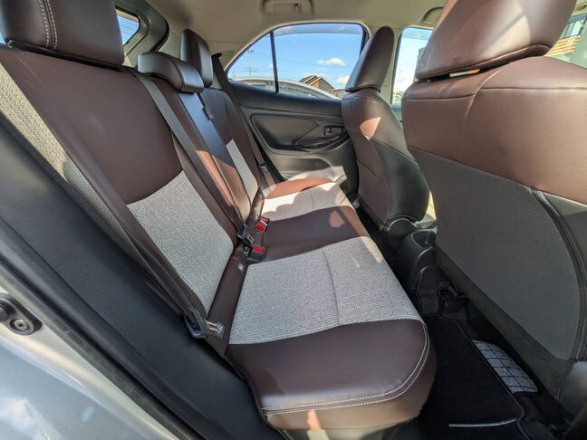 自社ローンや信用回復ローンに対応しております。審査が通らなかった方や不安のある方も、状況に応じて無理のないプランをご提案いたします。お気軽にご相談ください。