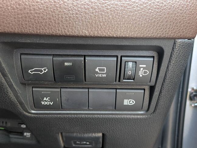 自社ローンや信用回復ローンに対応しております。審査が通らなかった方や不安のある方も、状況に応じて無理のないプランをご提案いたします。お気軽にご相談ください。