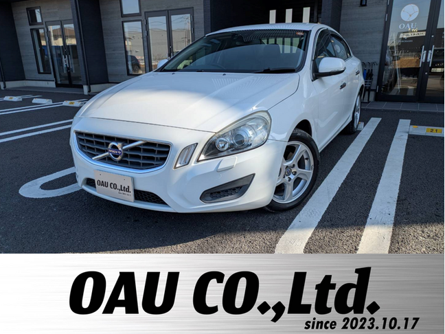 OAUは谷田部ICから約5分！品質にこだわった厳選車を取り揃えております。**信用回復ローン・自社ローンのご相談も承ります。**営業時間10：00～19：00