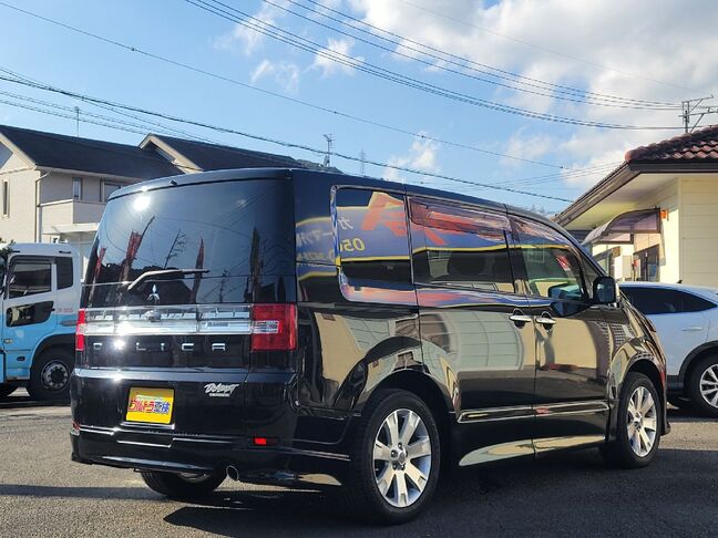 当店のお車をご覧いただきましてありがとうございます。お車についてのご質問やお見積りのご依頼、ご購入にあたってのご相談などお気軽にお問い合わせ下さい！