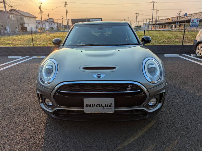 自社ローンや信用回復ローンに対応しております。審査が通らなかった方や不安のある方も、状況に応じて無理のないプランをご提案いたします。お気軽にご相談ください。